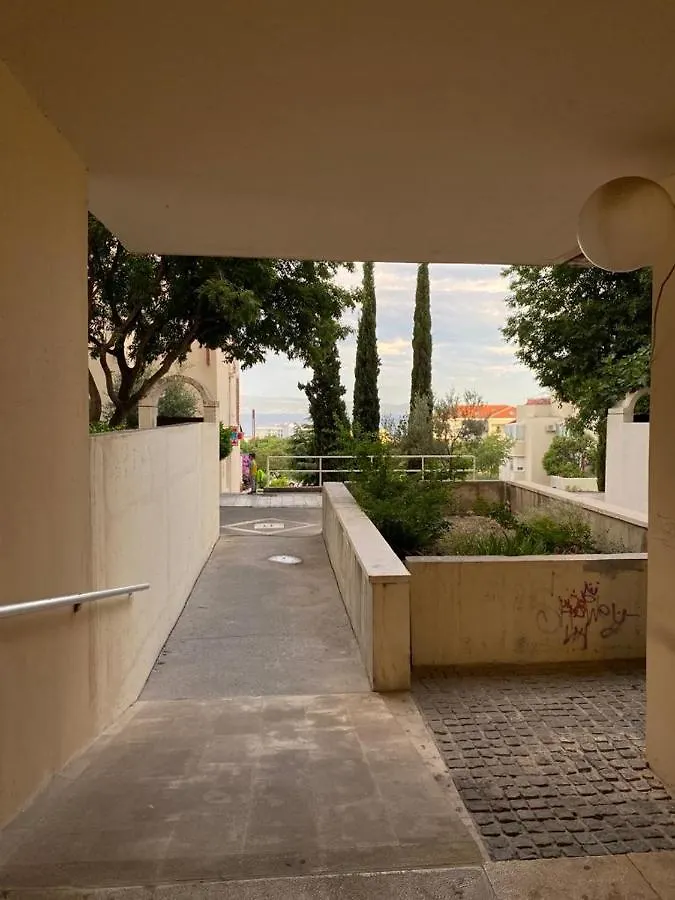 Hortensija Split 0*,  Croatia